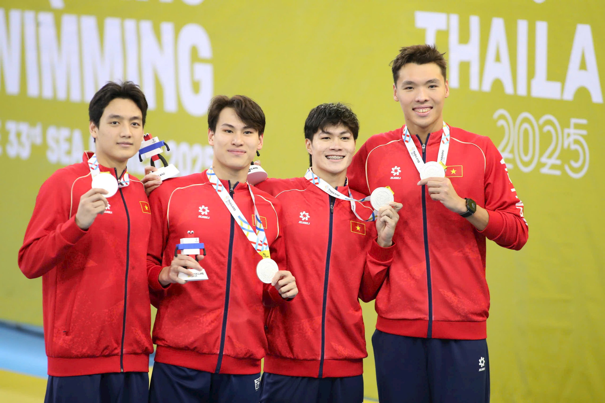 gianh-26-huy-chuong-tai-sea-games-33-doi-tuyen-boi-viet-nam-da-khang-dinh-duoc-vi-the-trong-khu-vuc-dong-nam-a..jpg