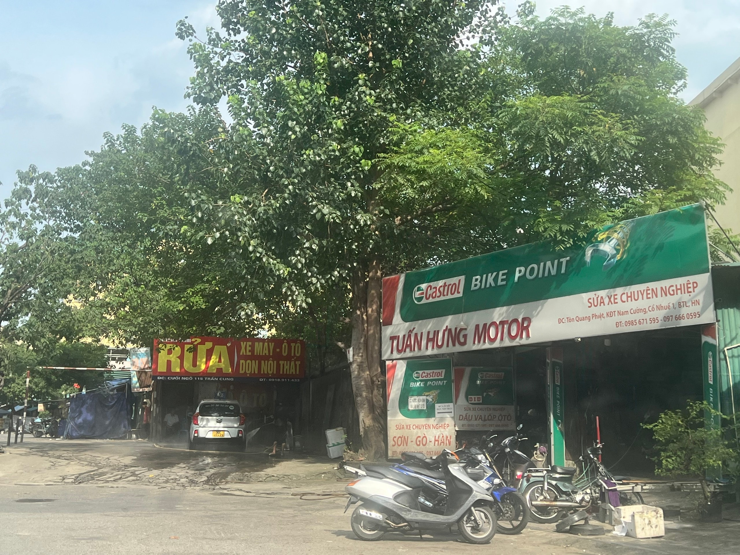 mot-so-co-so-rua-xe-lan-chiem-via-he-o-pho-ton-quang-phiet-phuong-nghia-do-..jpg
