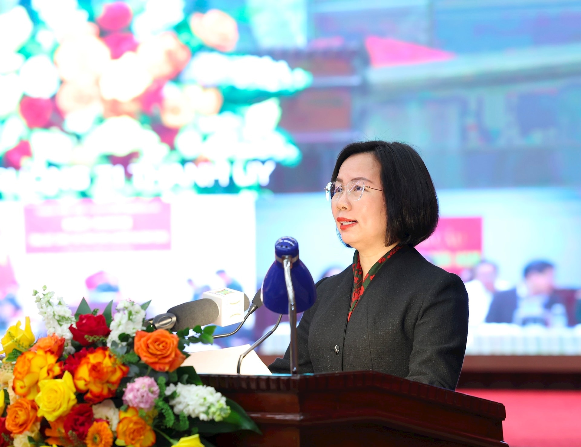 Chủ tịch Uỷ ban MTTQ Việt Nam thành phố Hà Nội Bùi Huyền Mai phát biểu. Ảnh: Viết Thành
