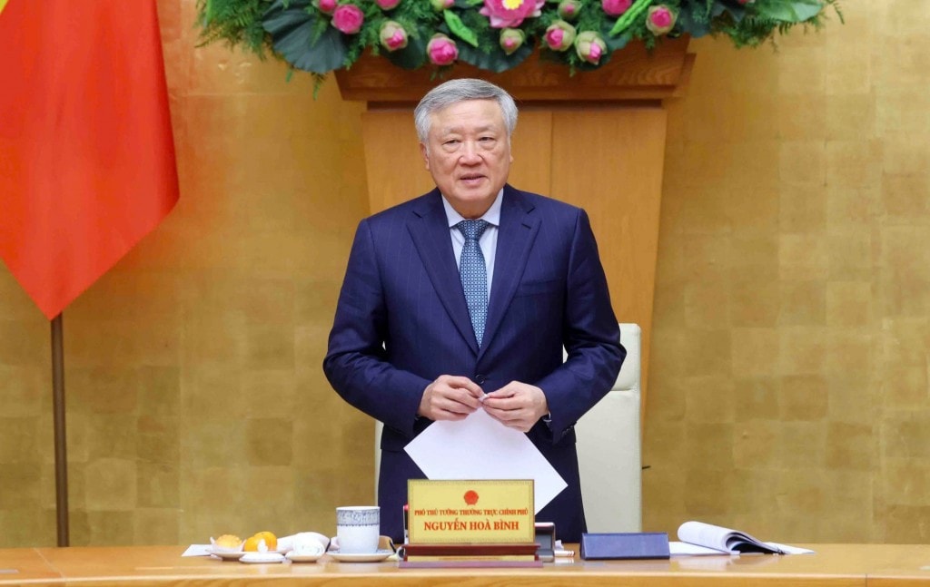 Phó Thủ tướng Thường trực Chính phủ Nguyễn Hòa Bình ghi nhận, đánh giá cao và biểu dương những thành tích, kết quả nổi bật mà Ban Chỉ đạo 35 các cấp và cơ quan thường trực đã đạt được trong năm 2025 - Ảnh: VGP/Nguyễn Hoàng