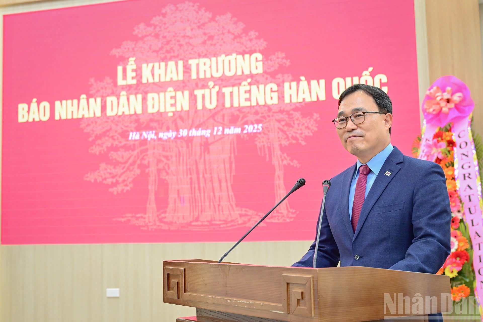 Ngài Choi Young Sam, Đại sứ đặc mệnh toàn quyền Hàn Quốc tại Việt Nam, phát biểu. (Ảnh: BẢO LONG) ndo_br_z7380791475697-3de7ed245c559f4a633697b7b3bd61d8.jpg