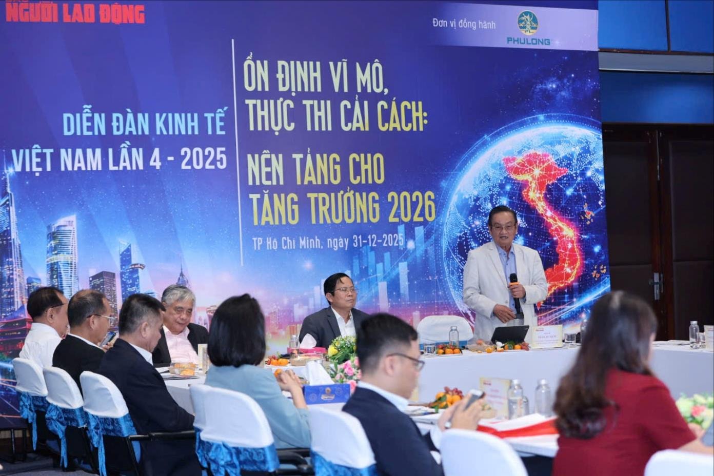 diendan-kt-tphcm.jpg