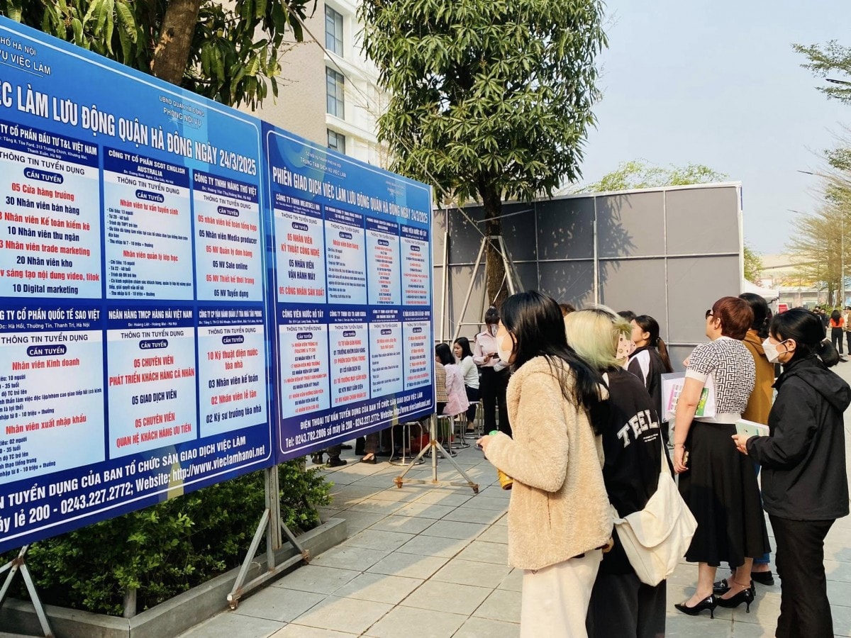 Năm 2025, tình hình thất nghiệp ở Việt Nam giảm hơn năm trước