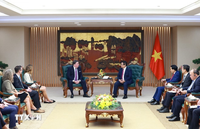 Thủ tướng Phạm Minh Chính tiếp Đại sứ Hoa Kỳ tại Việt Nam Marc Knapper chào từ biệt kết thúc nhiệm kỳ công tác. (Ảnh: Dương Giang/TTXVN)