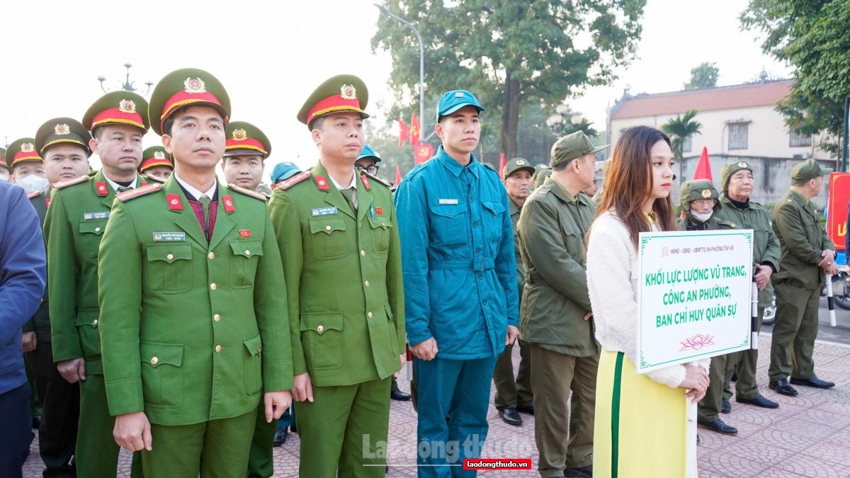 Phường Tây Hồ phát động cao điểm đảm bảo trật tự đô thị, vệ sinh môi trường chào mừng Đại hội XIV và Tết Bính Ngọ 2026