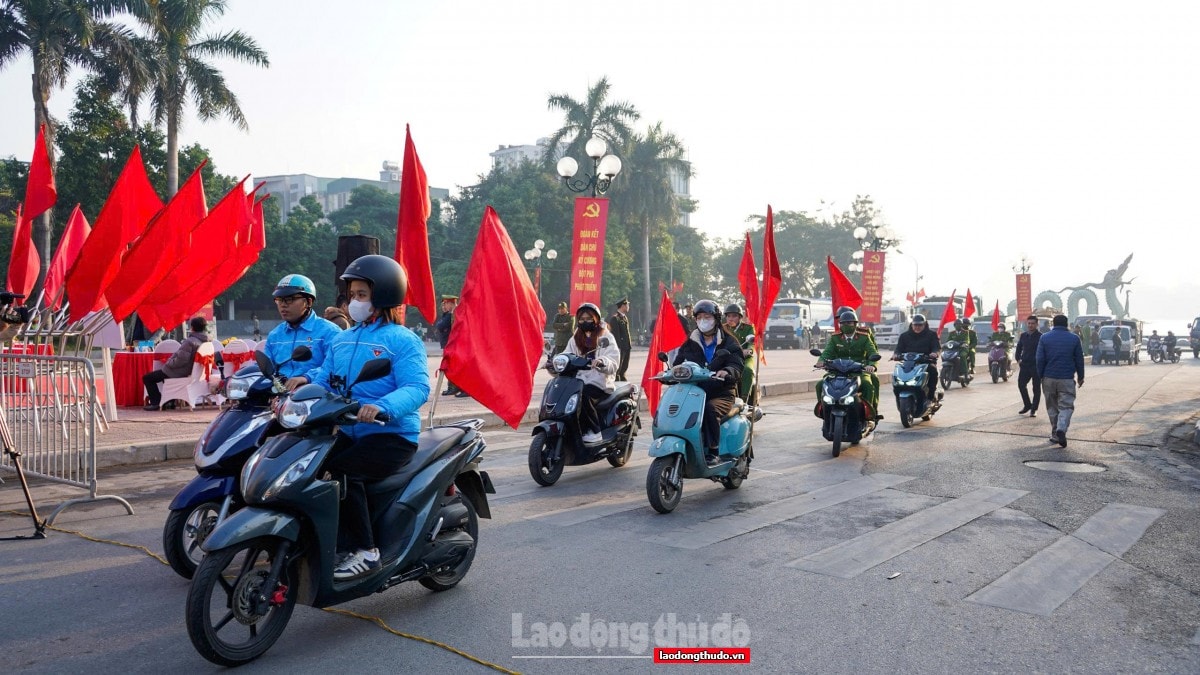 Phường Tây Hồ phát động cao điểm đảm bảo trật tự đô thị, vệ sinh môi trường chào mừng Đại hội XIV và Tết Bính Ngọ 2026