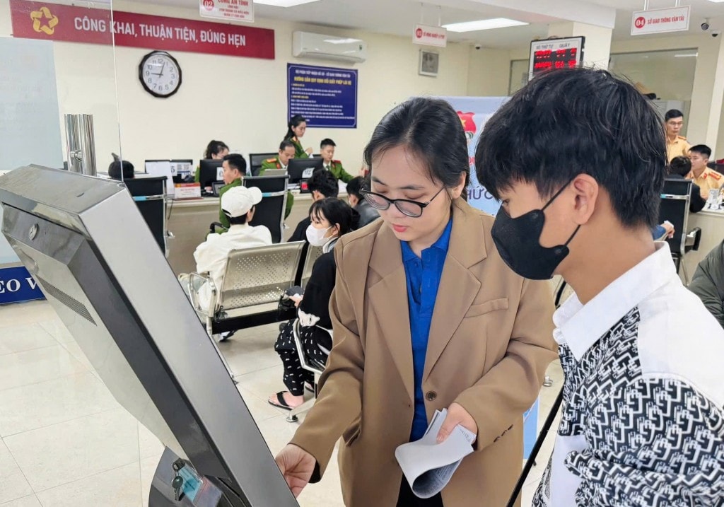 Chương trình hỗ trợ dịch vụ công trực tuyến sẽ diễn ra từ ngày 17/3 - 21/3 Chương trình hỗ trợ dịch vụ công trực tuyến sẽ diễn ra từ ngày 17/3 - 21/3