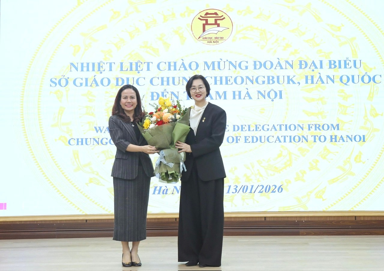 1301-giao-luu-viet-han-2.jpg