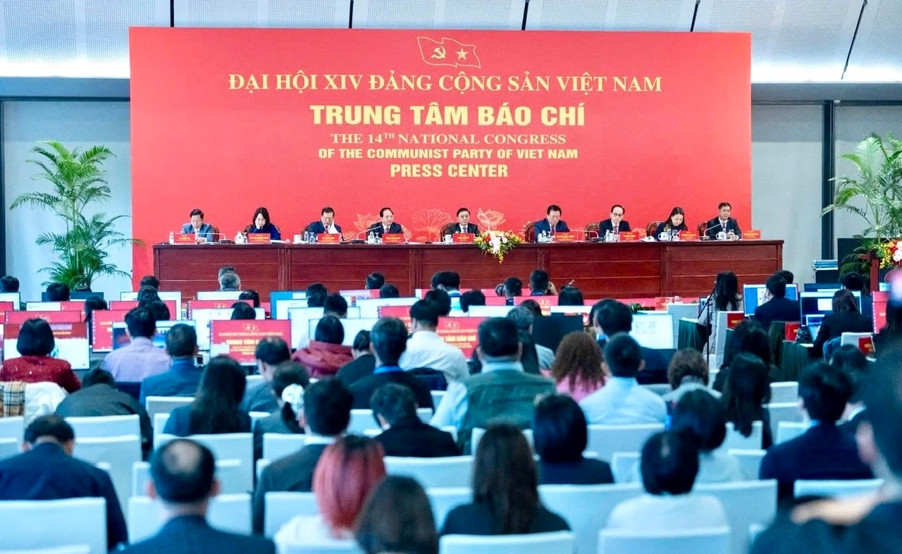 Quang cảnh họp báo Quốc tế chiều 14-1. Ảnh PV 