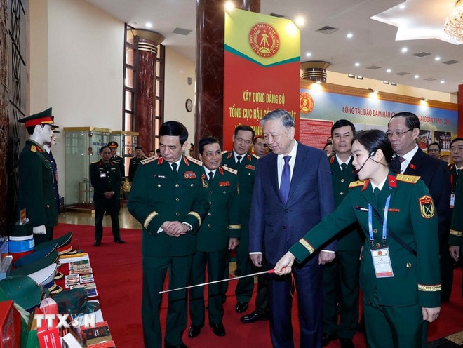ttxvn-1401-tong-bi-thu-tong-cuc-hau-can-ky-thuat-13.jpg