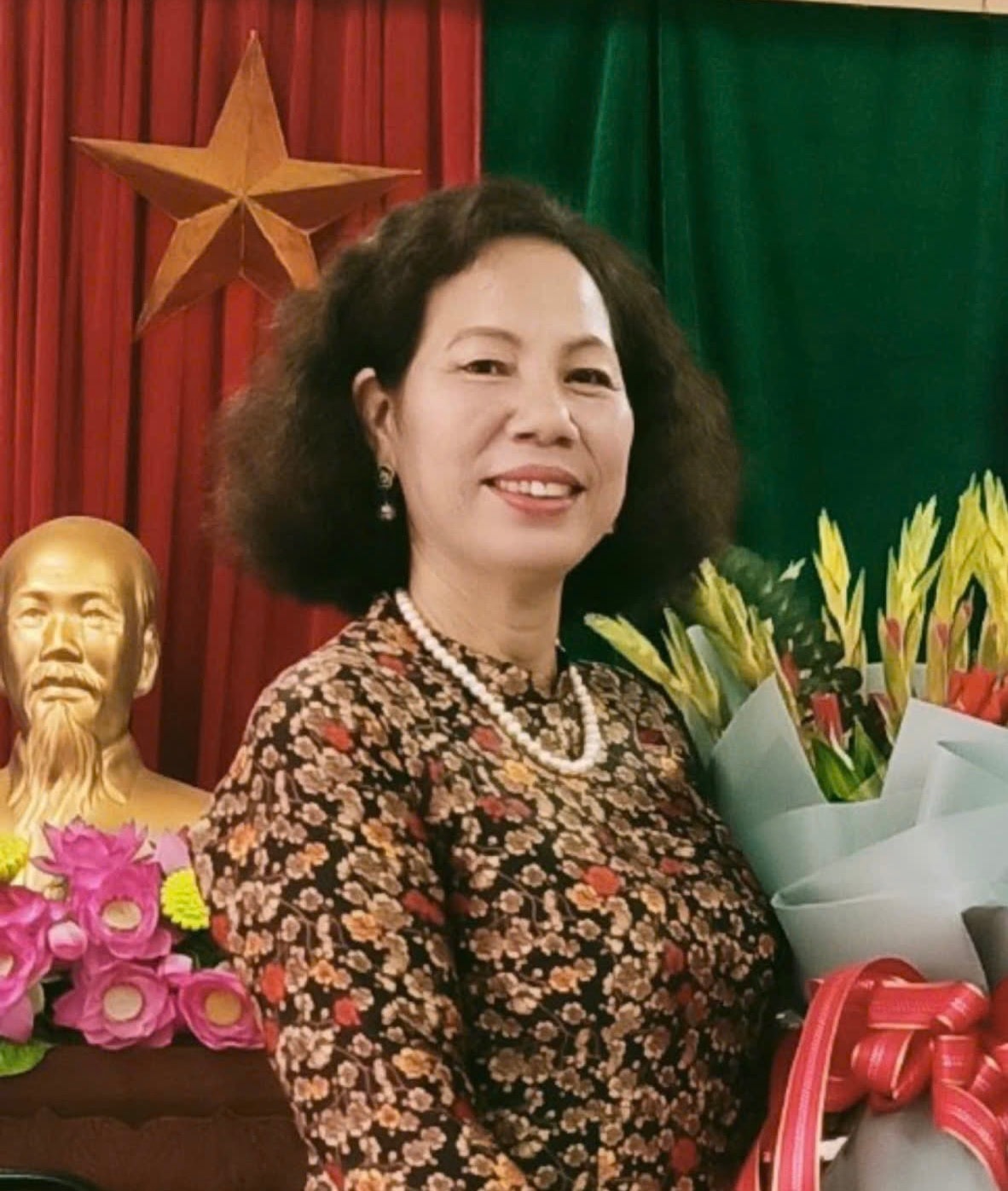 Bà Đỗ Thị Thuý Oanh