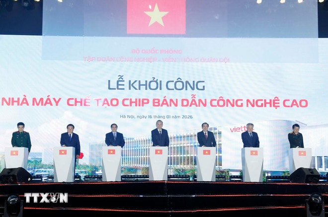 tong-bi-thu-to-lam-du-le-khoi-cong-nha-may-che-tao-chip-ban-dan-cong-nghe-cao-8533640-3.jpg