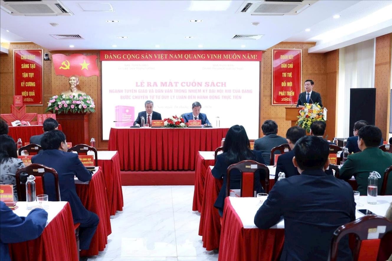 sach-tg-toan-canh.jpg