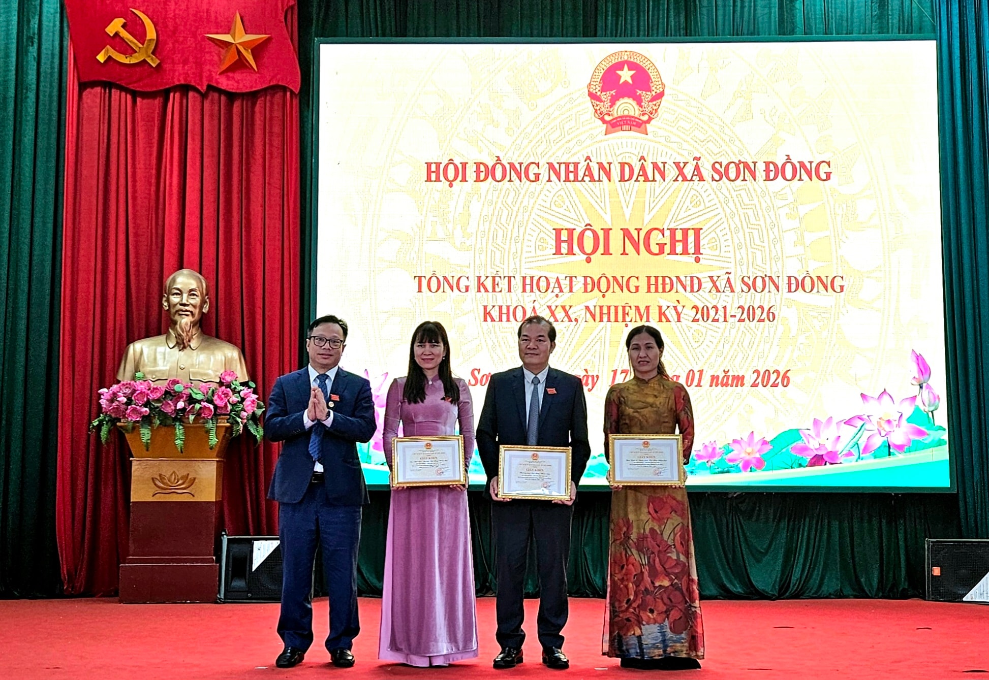 son-dong-khen-tt.jpg