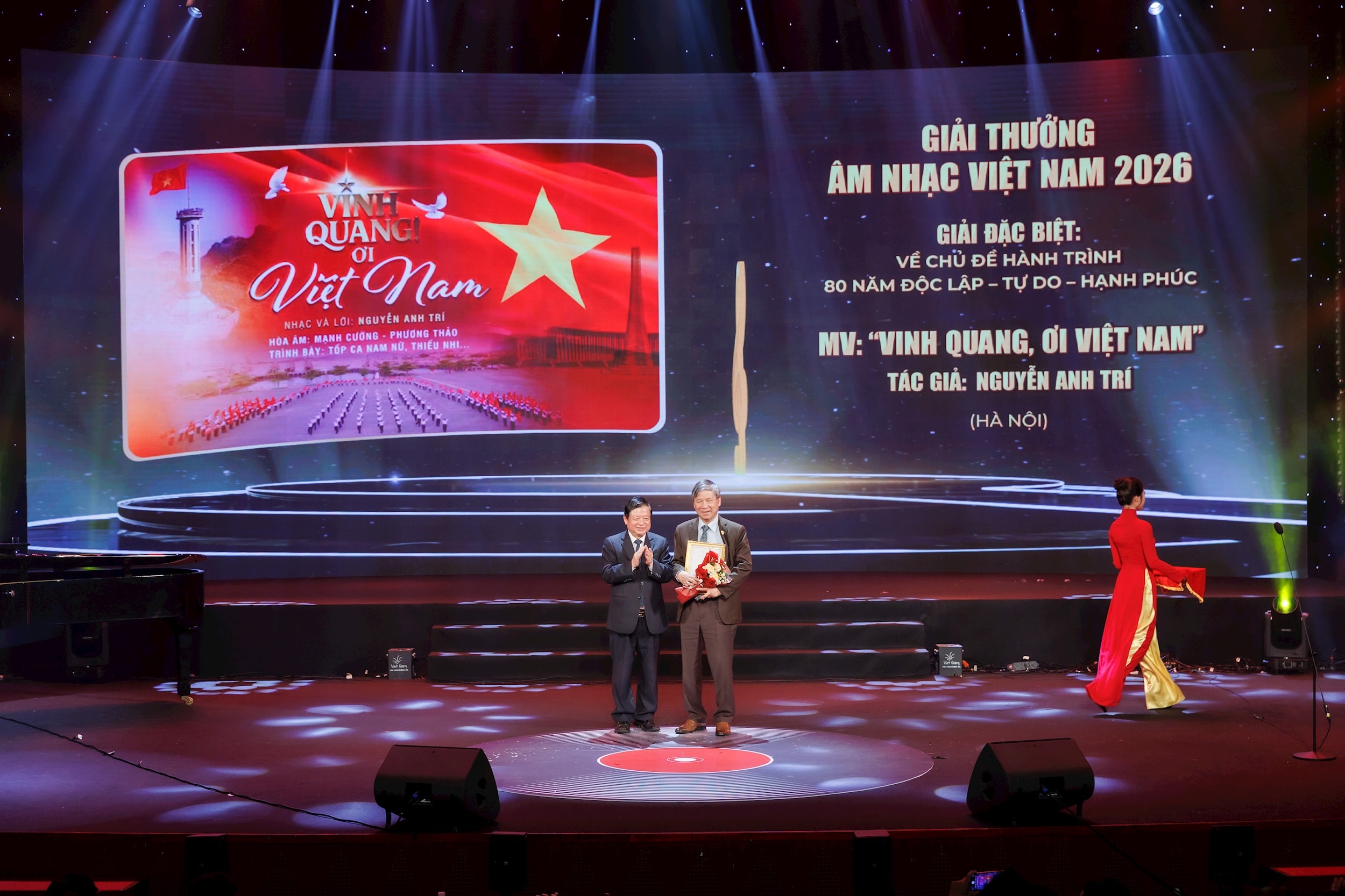 giai-dac-biet-vinh-quang-oi-viet-nam.jpg