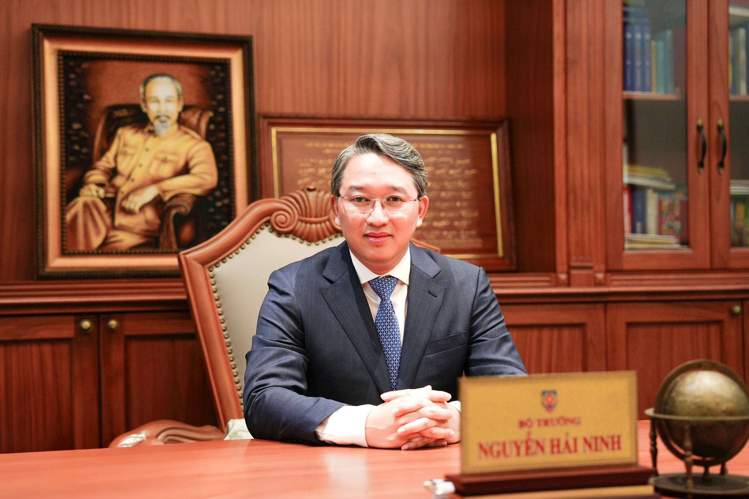 bo-truong-bo-tu-phap-nguyen-hai-ninh-2.jpg
