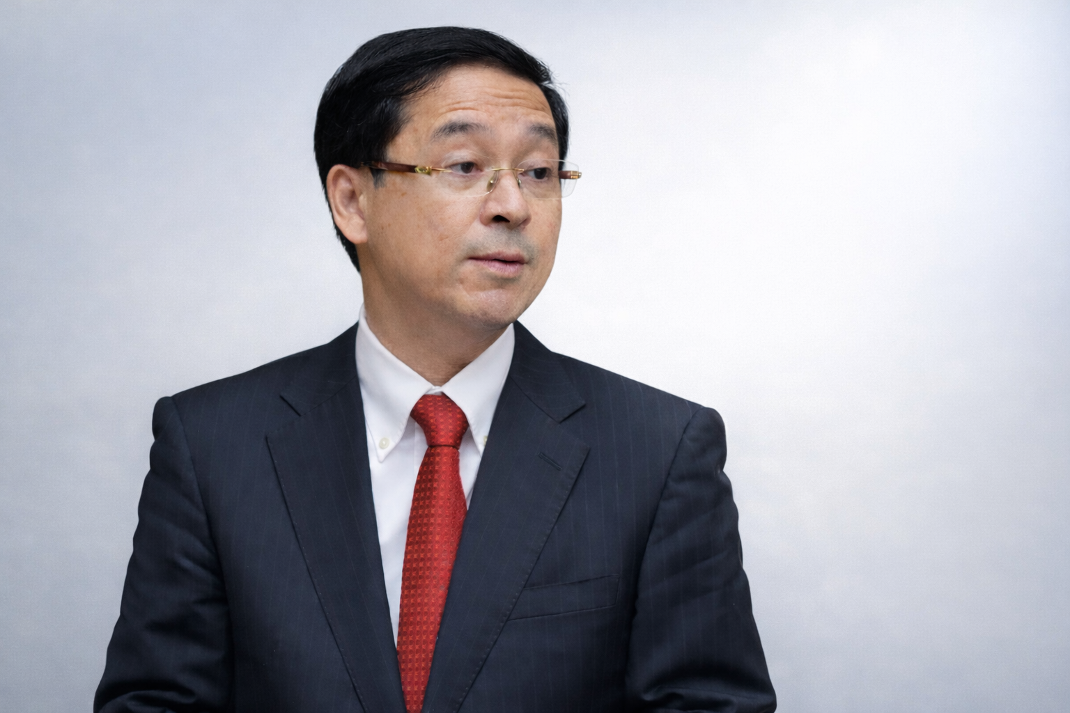 nguyen-hoangc.png
