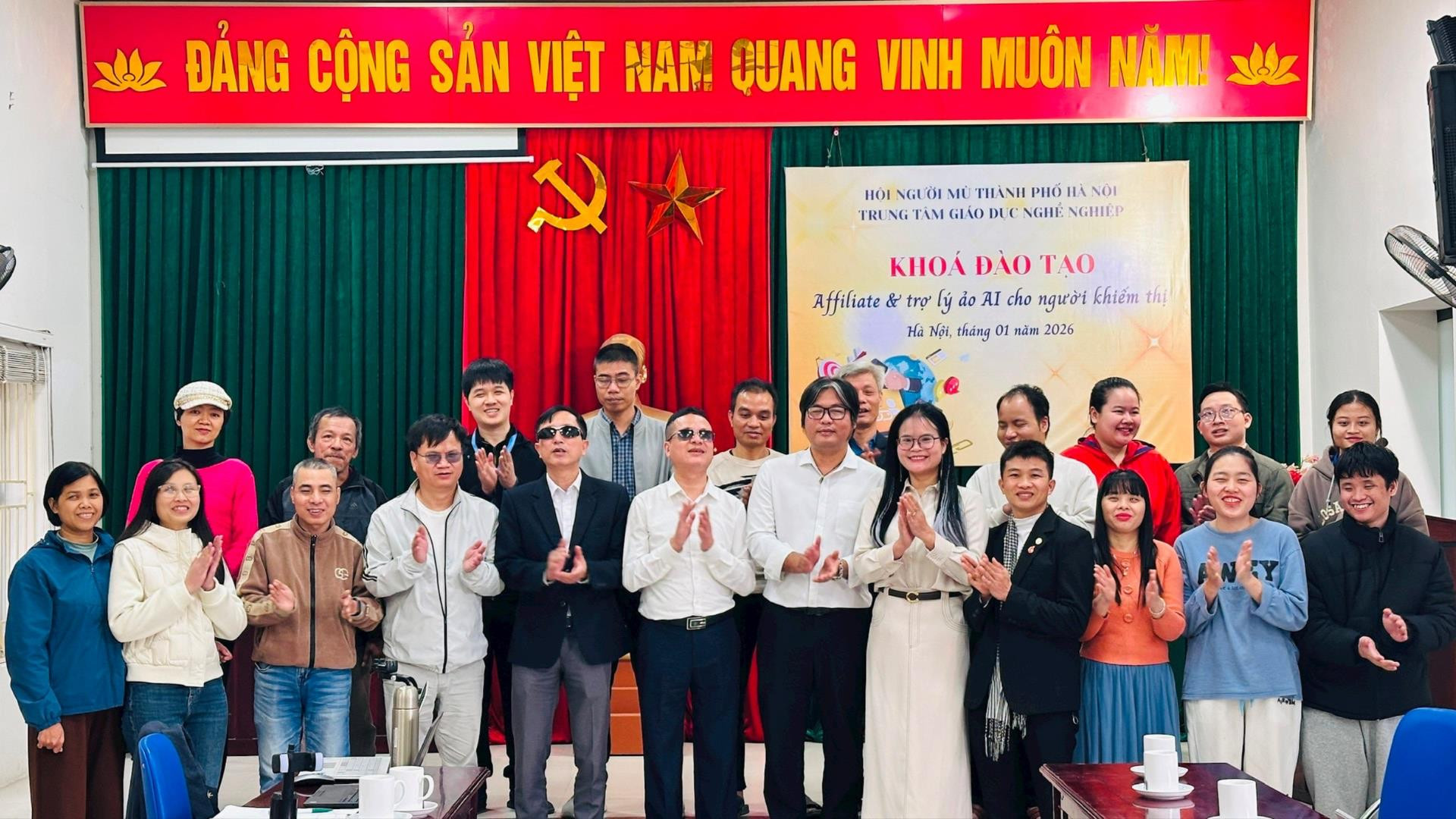 dai-bieu.jpg