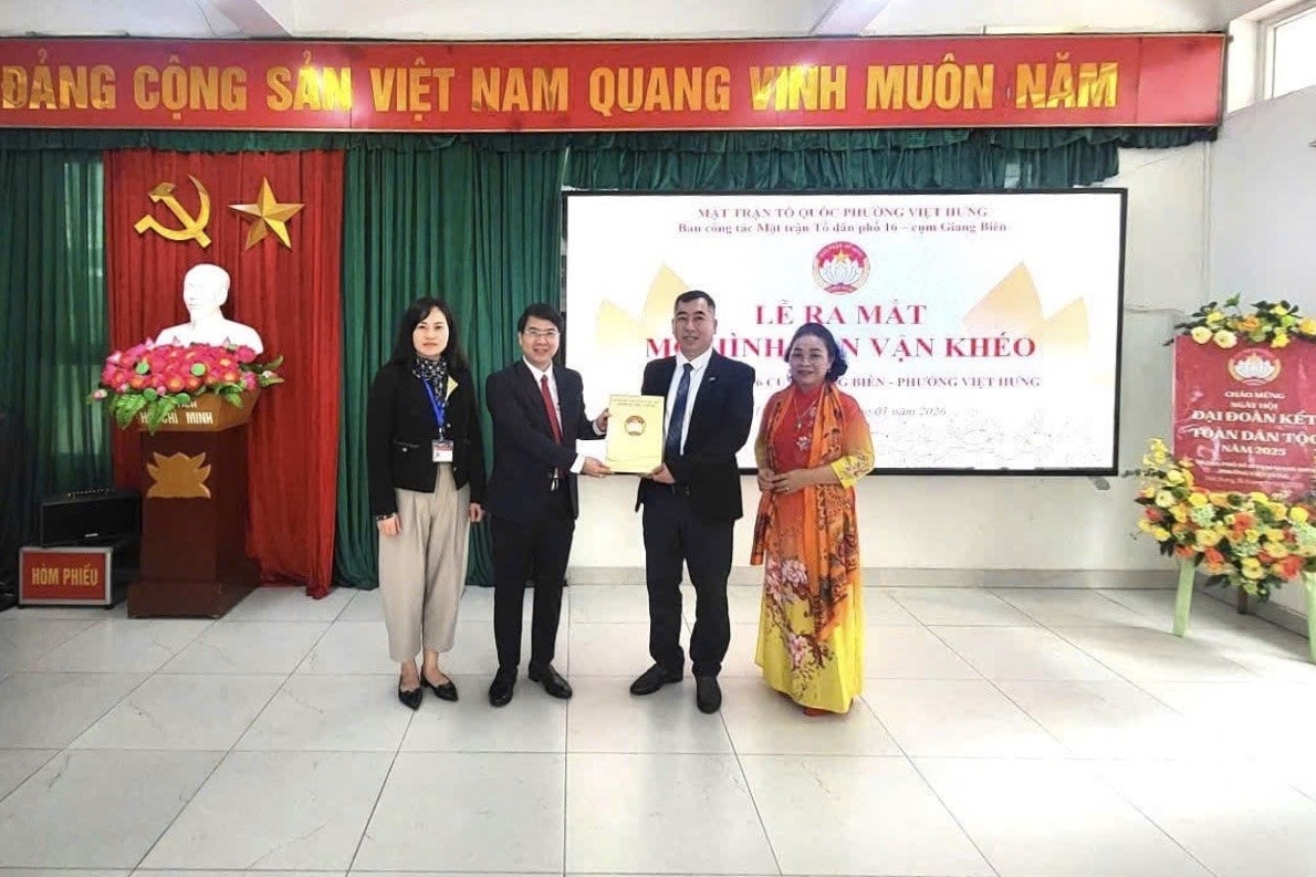 Phường Việt Hưng ra mắt mô hình dân vận khéo chào mừng Đại hội XIV của Đảng