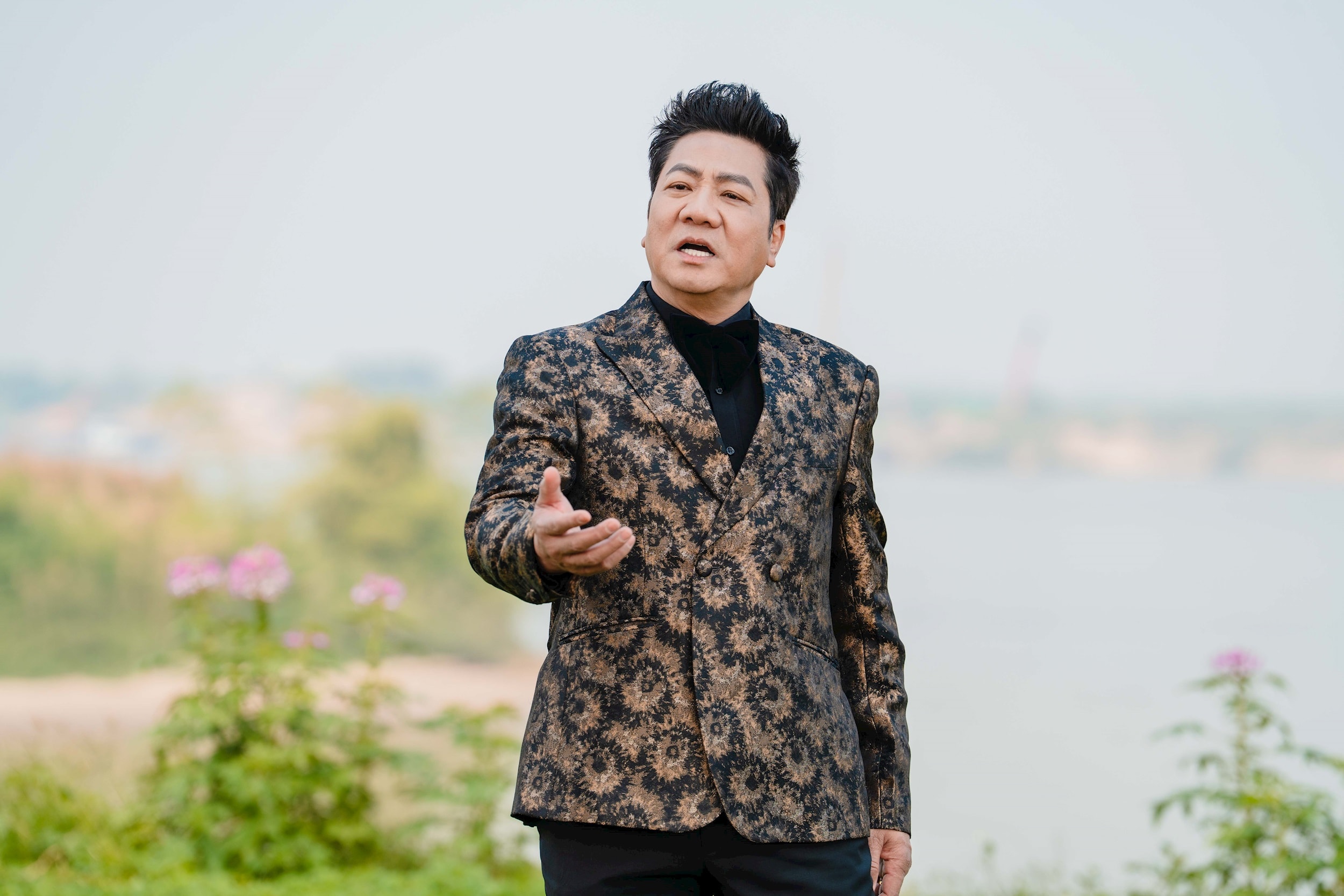 dat-nuoc-hom-nay-5.jpg