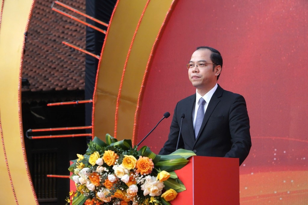 đồng chí Nguyễn Tiến Hưng – Ủy viên Thường vụ Trung ương Đoàn, Phó Chủ tịch Trung ương Hội Sinh viên Việt Nam, Thành ủy viên, Phó Chủ tịch Ủy ban MTTQ Việt Nam TP Hà Nội, Bí thư Thành đoàn Hà Nội