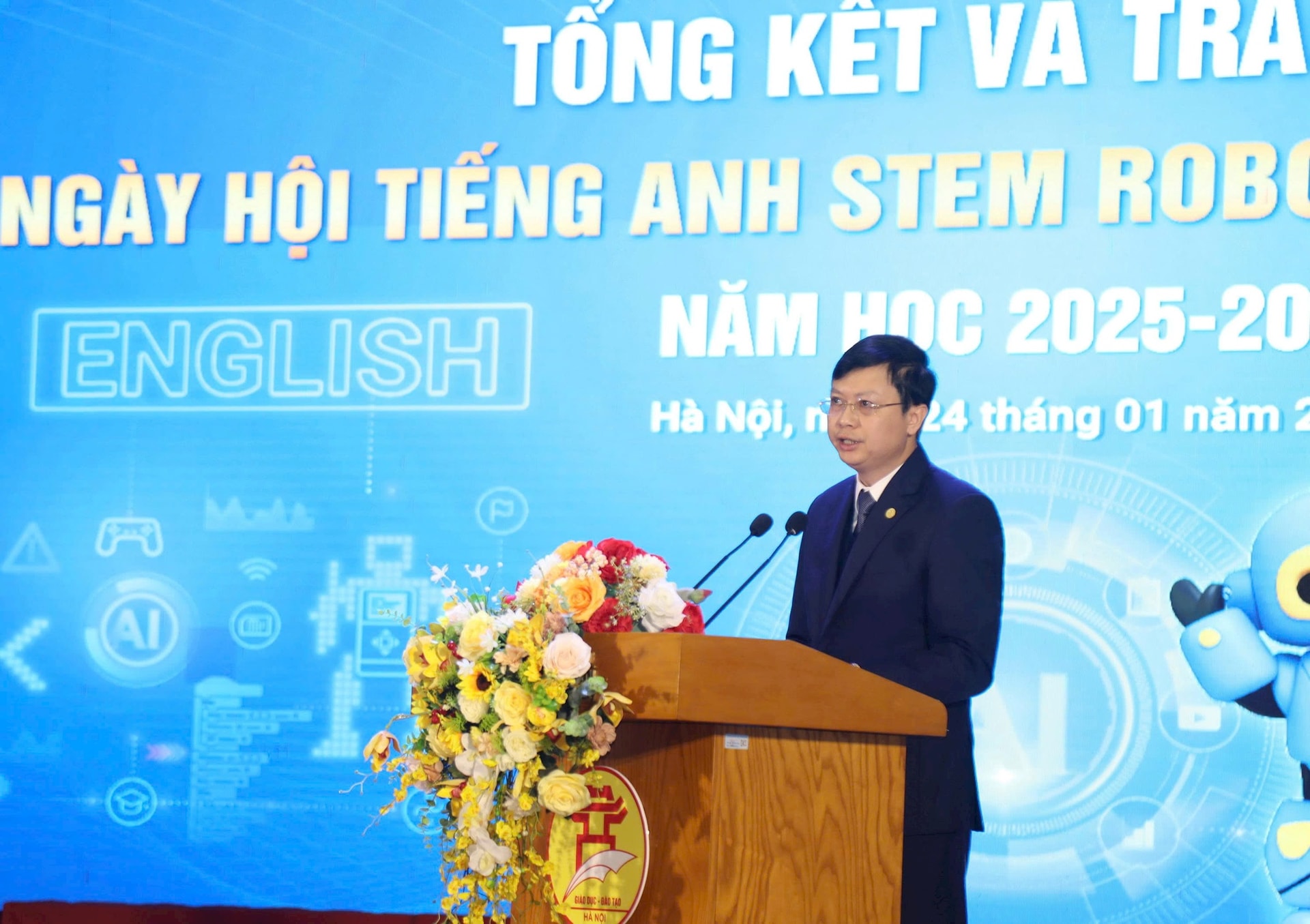 Giám đốc Sở Giáo dục và Đào tạo Hà Nội Nguyễn Văn Hiền. Ảnh: Lê Nguyễn. 