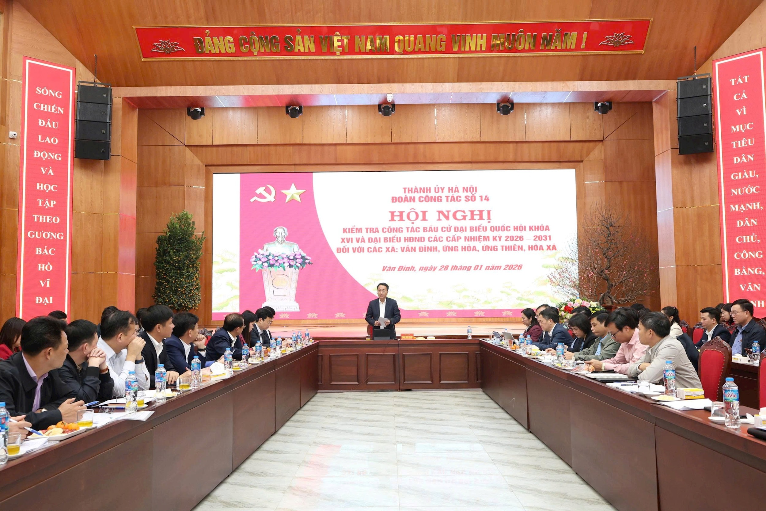 van-dinh6.jpg