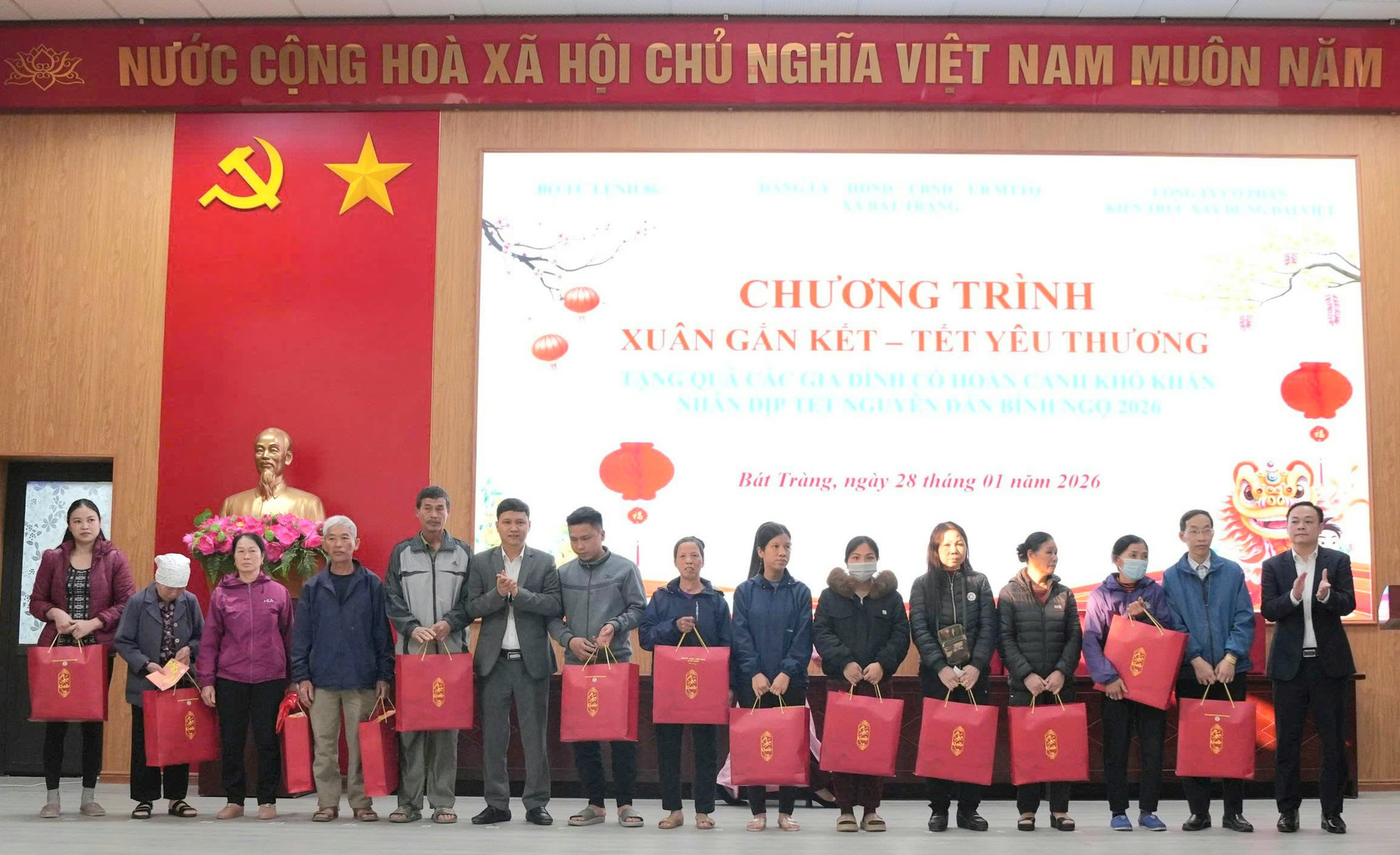 bat-trang-q.jpg