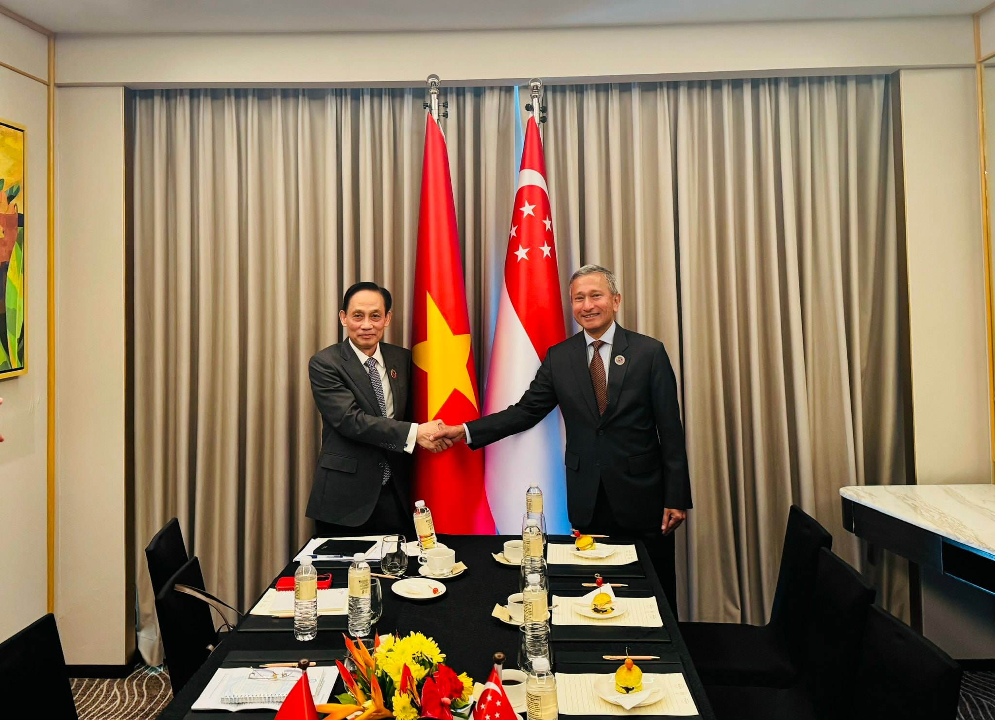 anh-bng-gap-btng-singapore.jpg