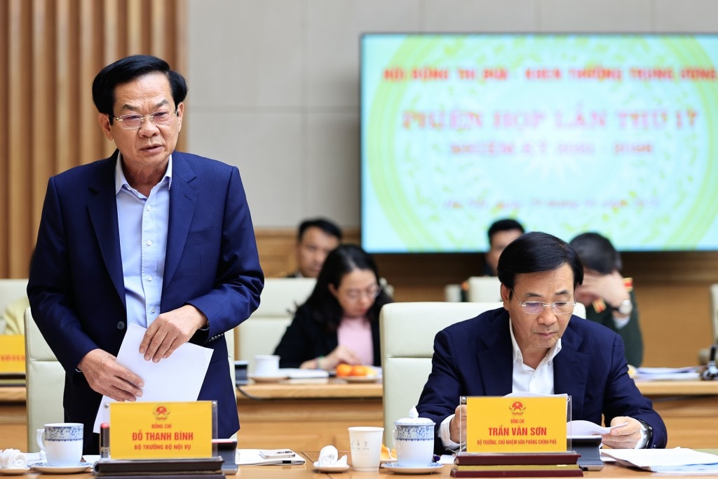 Bộ trưởng Bộ Nội vụ Đỗ Thanh Bình báo cáo - Ảnh: VGP/Nhật Bắc