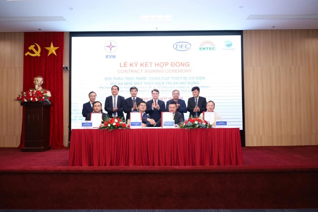Lễ ký kết Hợp đồng Gói thầu TB01-TAMR.