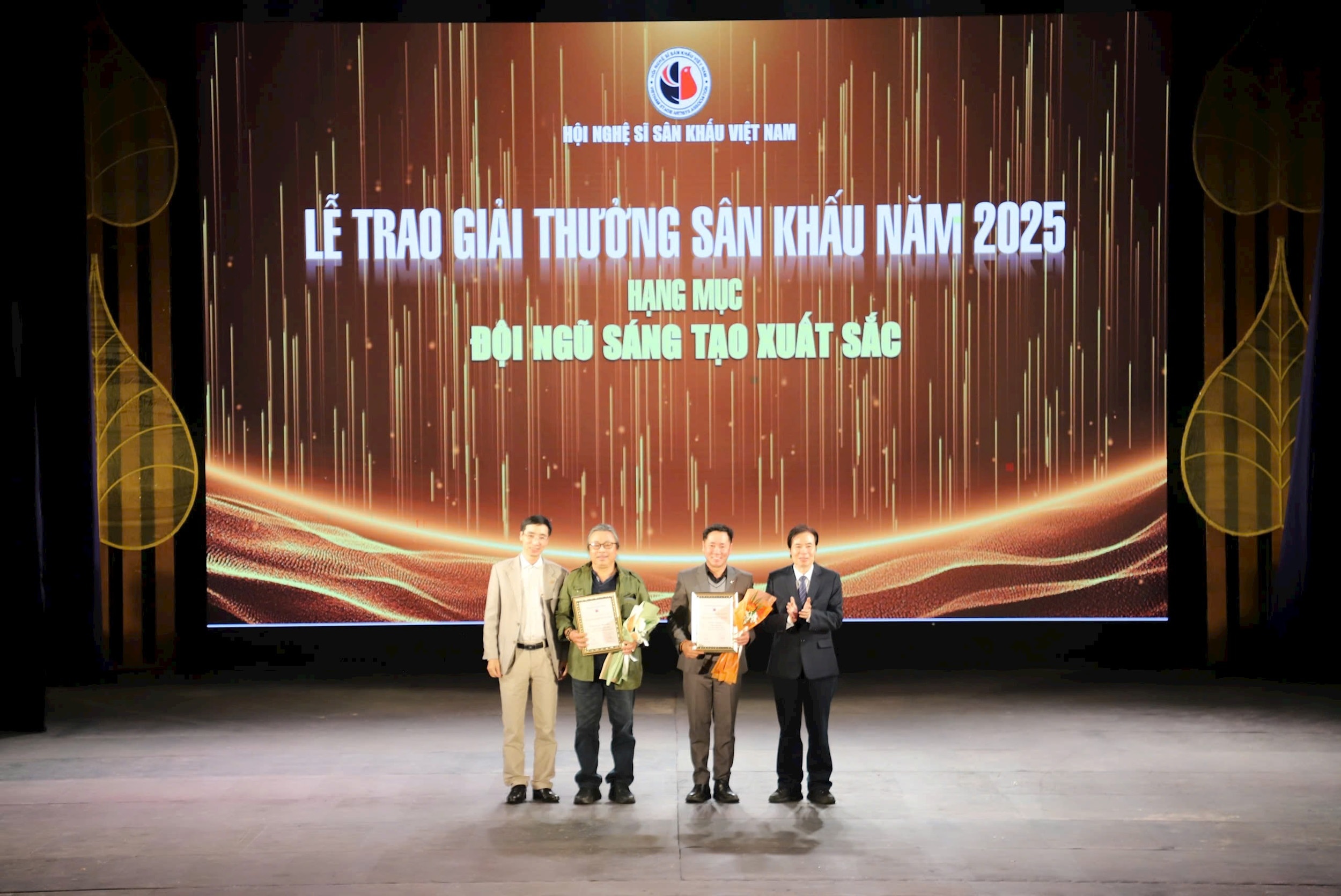 doi-ngu-sang-tao-sk.jpg