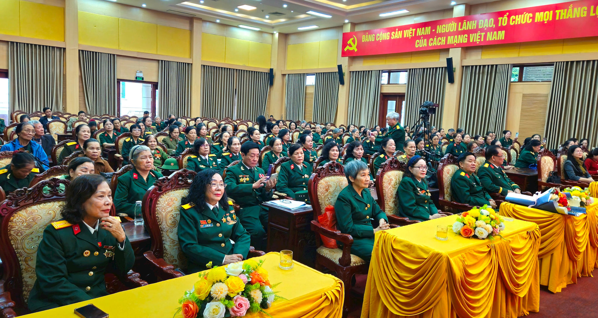 hoi-truong-son-db.jpg