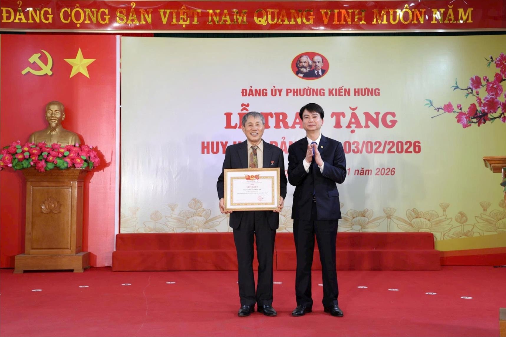 kien-hung-bi-thu.jpg