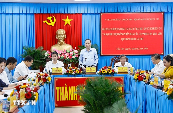 chu-tich-quoc-hoi-lam-viec-voi-uy-ban-bau-cu-thanh-pho-can-tho-1.jpg