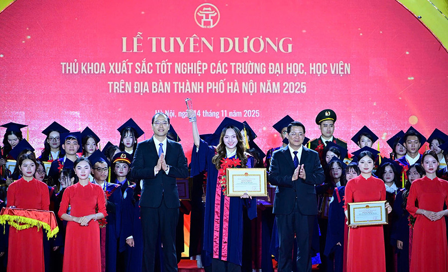 thu-khoa.jpg