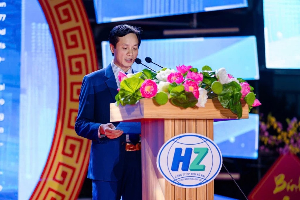 Tổng Giám đốc Công ty cổ phần Khu công nghiệp Hố Nai Nguyễn Công Định phát biểu tại hội nghị khách hàng lần thứ IV