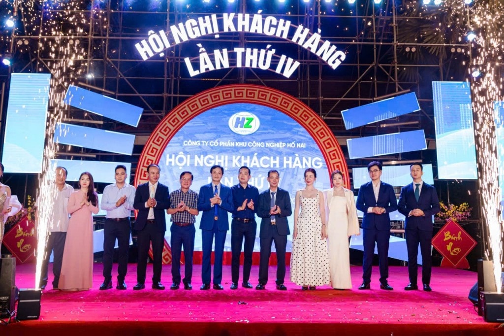 Ban lãnh đạo Công ty Cổ phần Khu công nghiệp Hố Nai