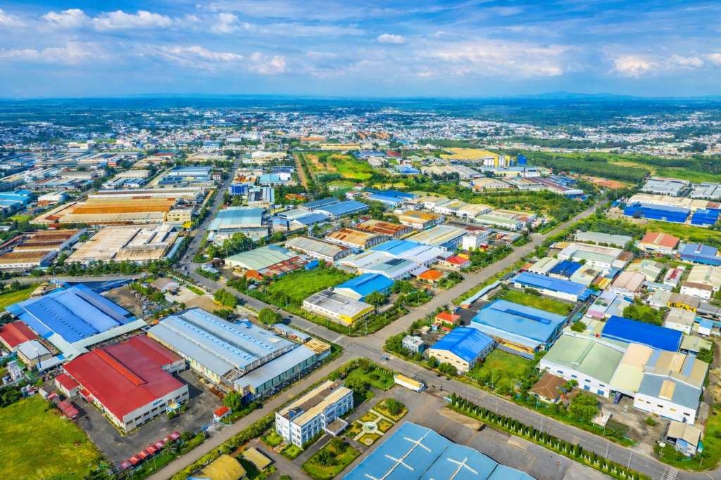 Hạ tầng kỹ thuật tại Khu công nghiệp Hố Nai được đầu tư đồng bộ, đáp ứng nhu cầu sản xuất của doanh nghiệp.