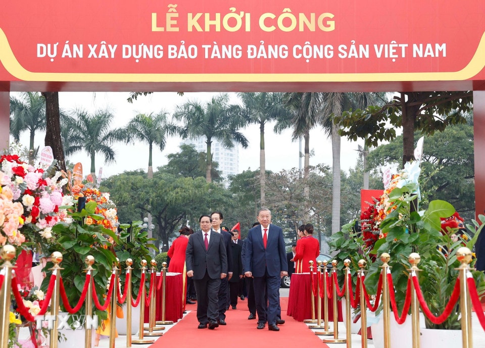 tong-bi-thu-to-lam-du-le-khoi-cong-du-an-xay-dung-bao-tang-dang-cong-san-viet-nam-4.jpg