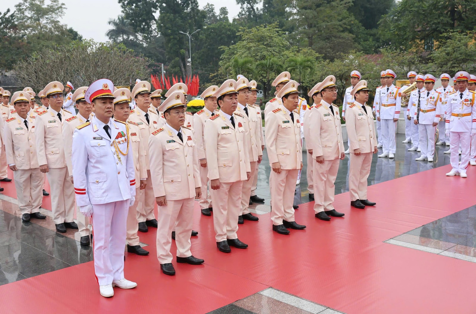 vienglang12.jpg