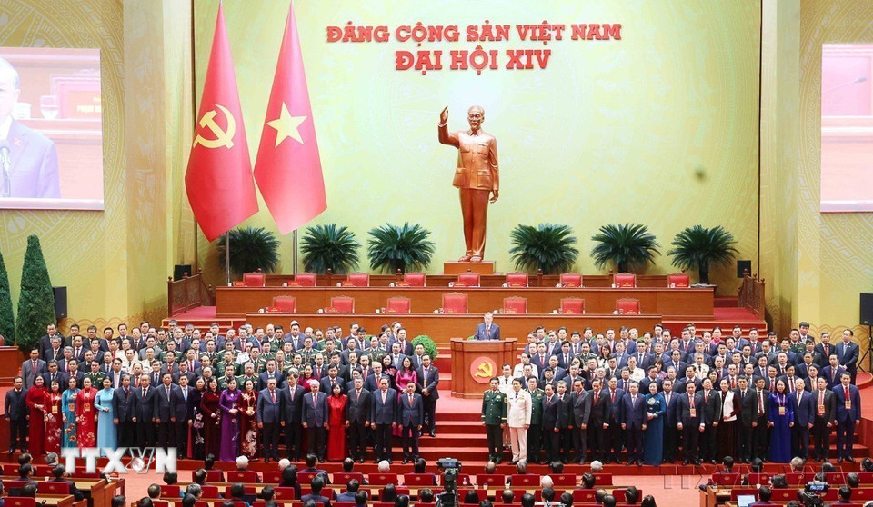 Thành công của Đại hội Đảng toàn quốc lần thứ XIV đã mang đến niềm tin và kỳ vọng lớn cho toàn dân tộc. Trong ảnh: Ban Chấp hành Trung ương Đảng khóa XIV ra mắt Đại hội (Hà Nội, 23/1/2026). (Ảnh: TTXVN)
