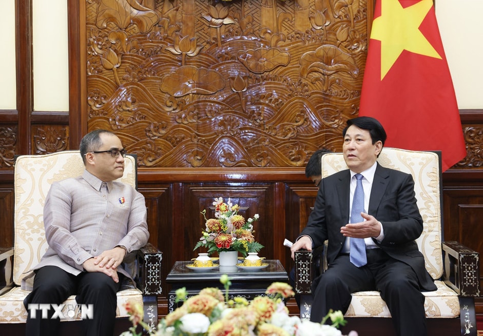 chu-tich-nuoc-tiep-dai-su-p.jpg