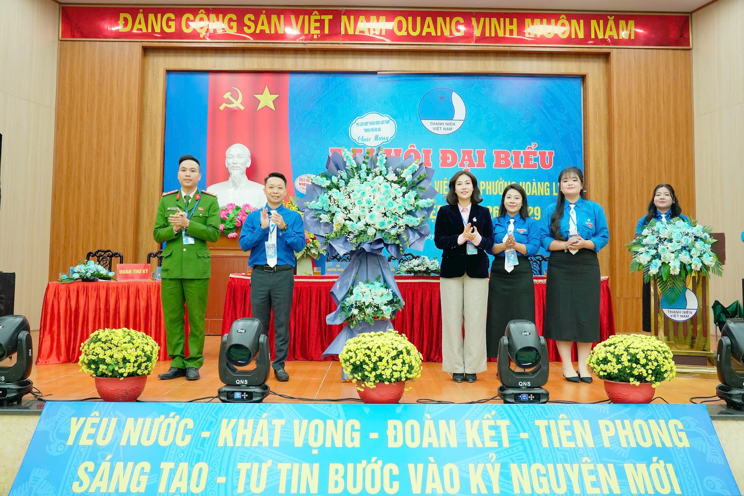 z7514133950719_31ac545c6078ad7aadc3030250d80ee3.jpg