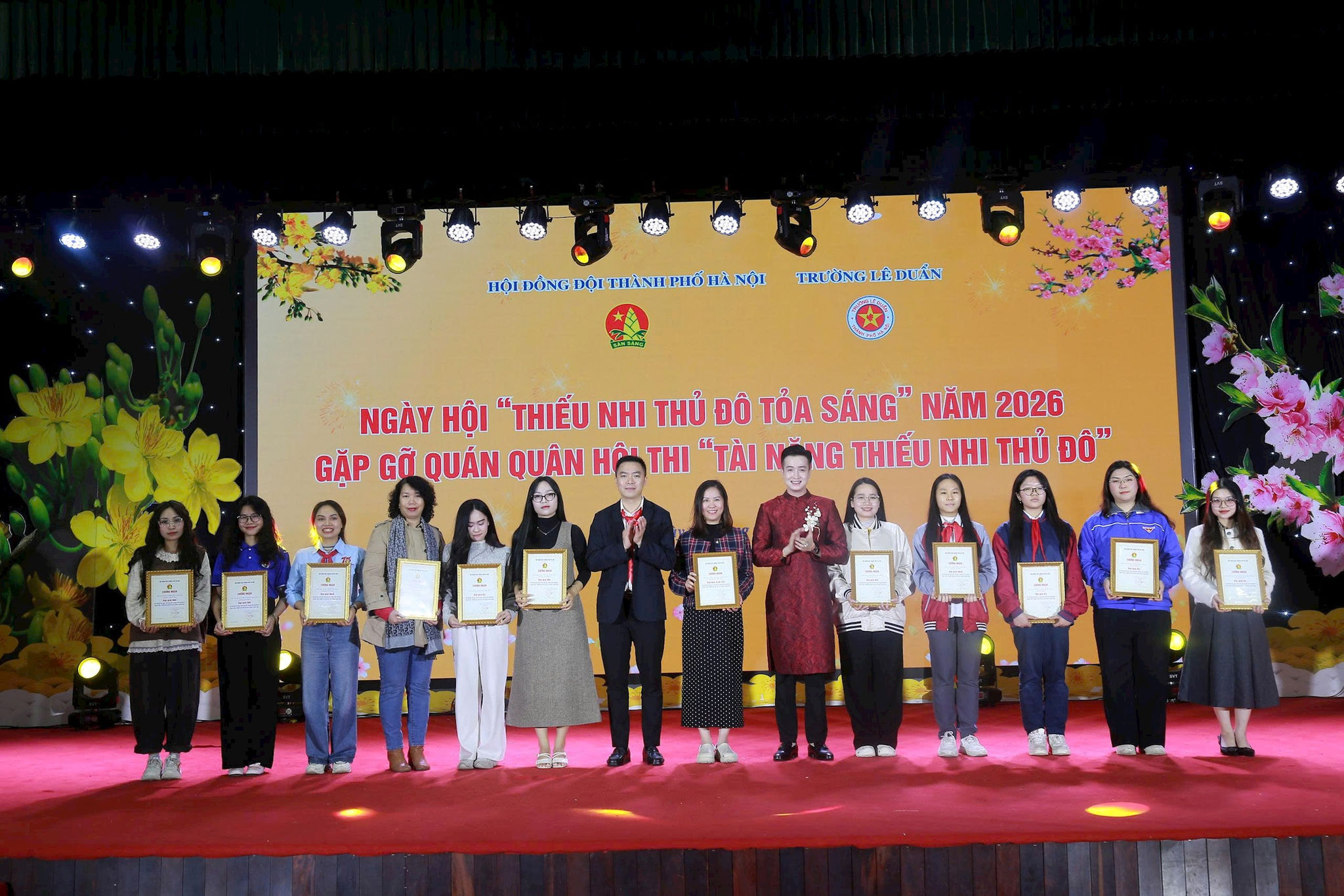 viet-giai.jpg