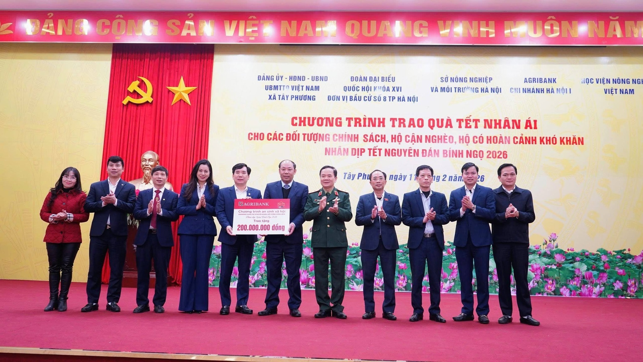 tay-phuong-2.jpg