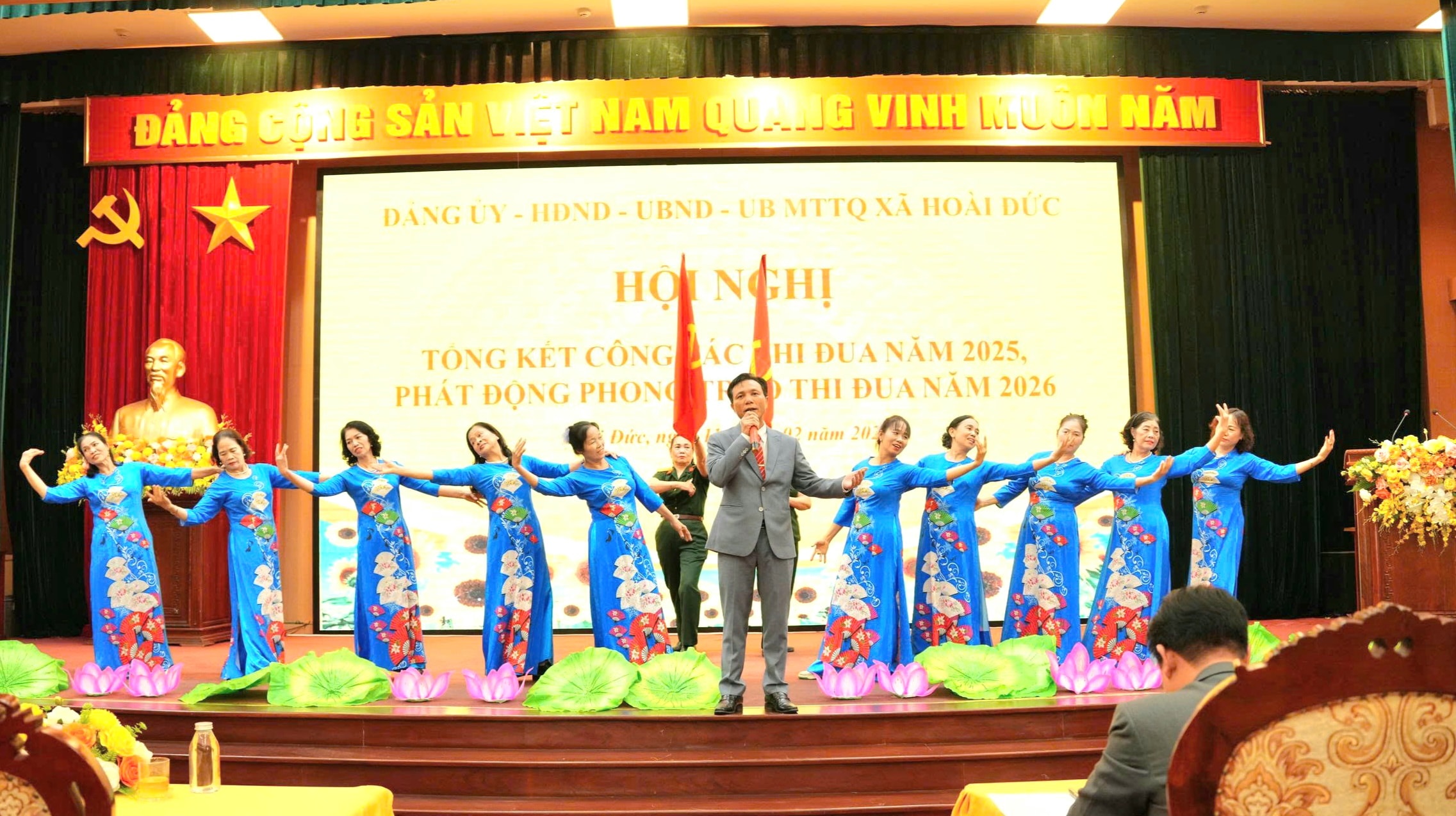 hoai-duc-vn.jpg
