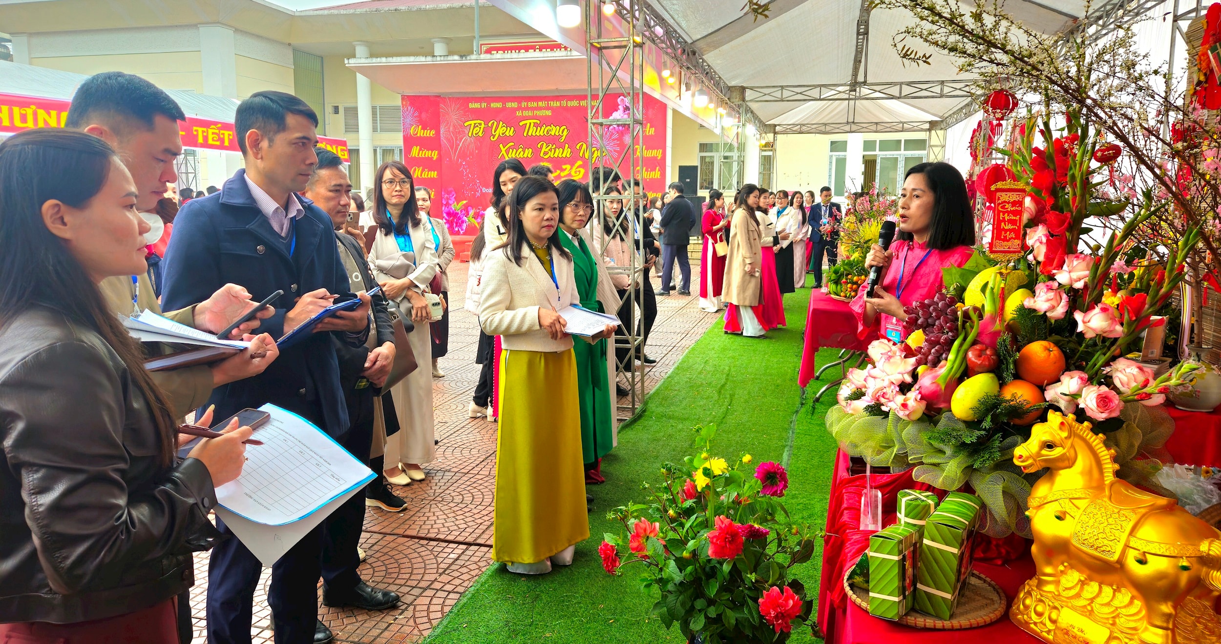 doai-phuong-co2.jpg