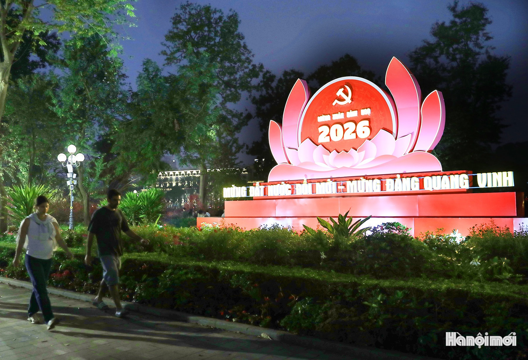 W_ha-noi-lung-linh-dem-giap-tet-8.jpg