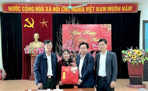 خفاش-ترانگ-سی تی-مدفوع-.jpg